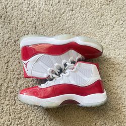 Jordan 11 Varsity Red And White Size 10.5