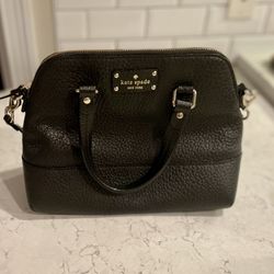 Authentic Kate Spade Black Leather Handbag (PXRU2969)