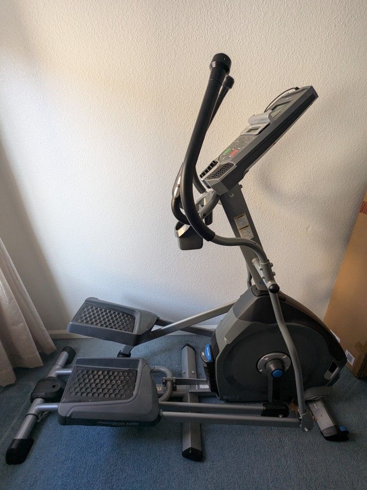 Nautilus E614 Elliptical Machine
