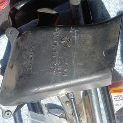 Dodge Challenger Front Brake Air Passage Tube RH