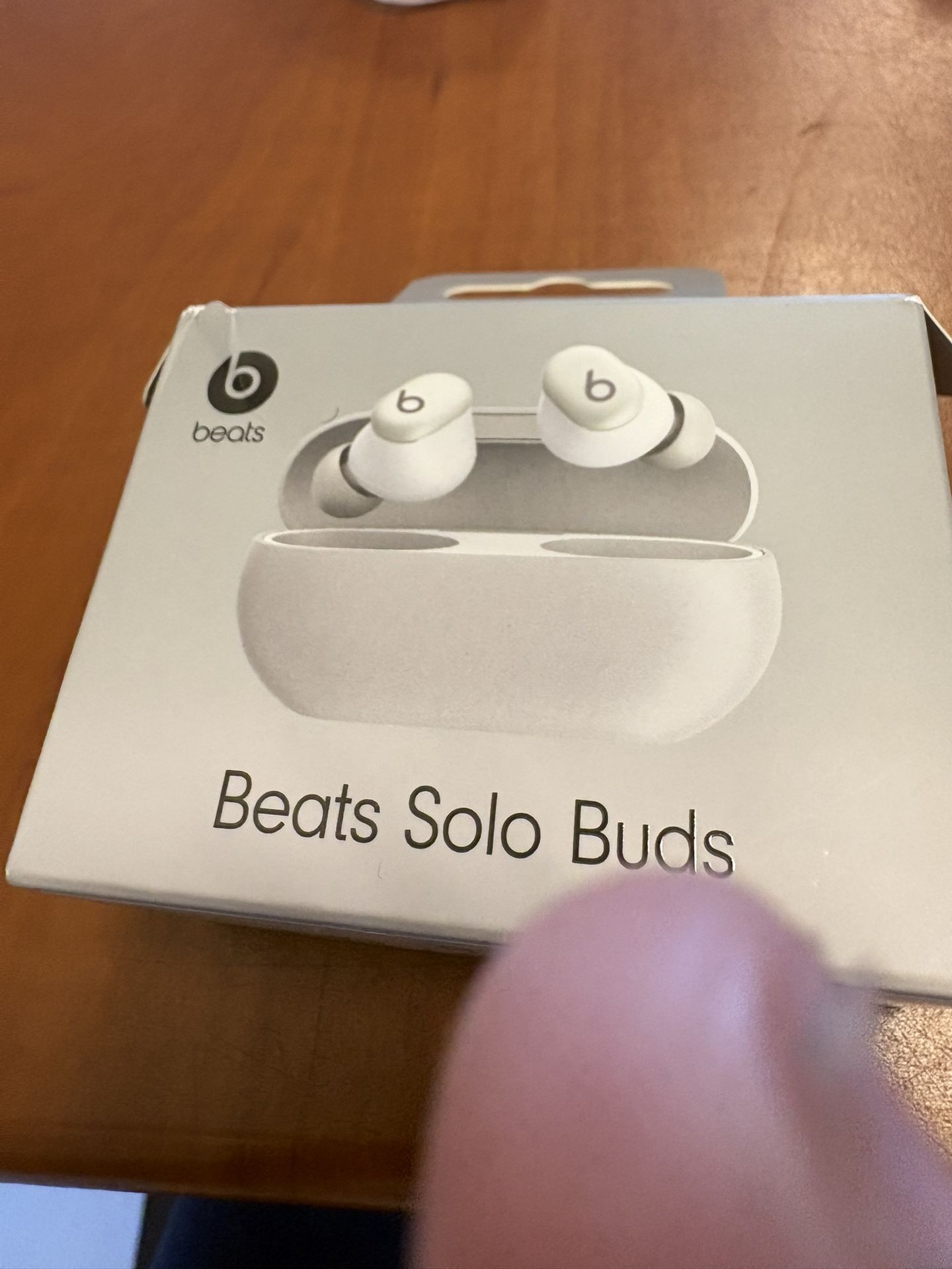 Light Gray Beats By Dre Solo Earbuds Message If You Want To Purchase Them Only Please Don’t Waste My Time