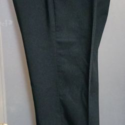 LIKE NEW MEN'S HAGGAR BRAND BLACK DRESS SLACKS SIZE 32Wx31L
