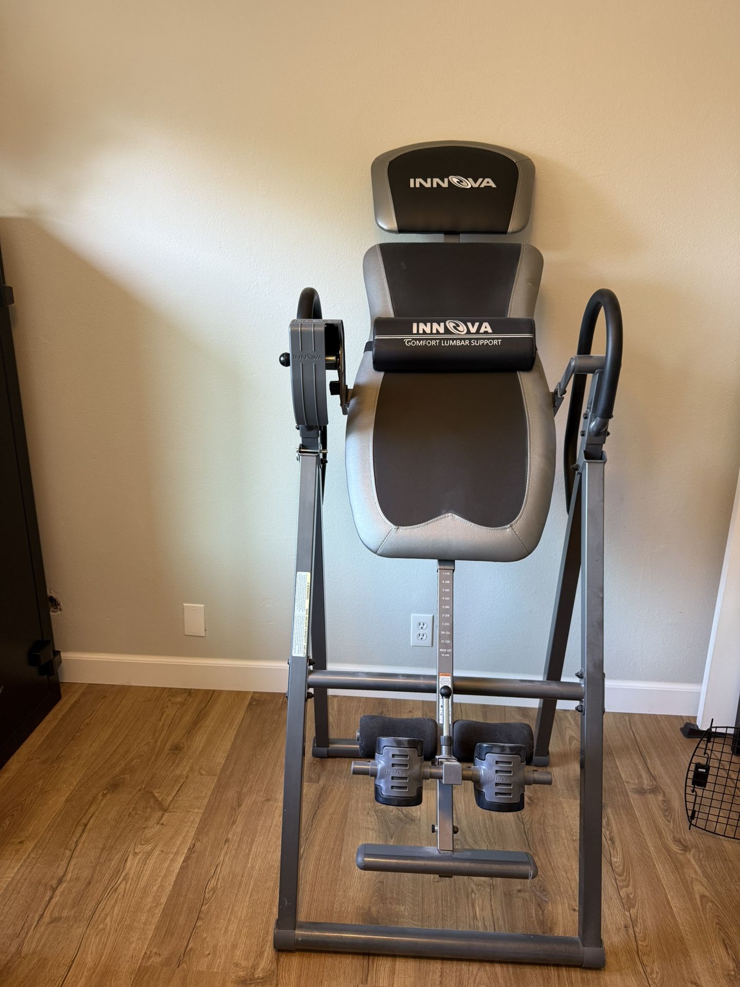 Inversion Table Innova