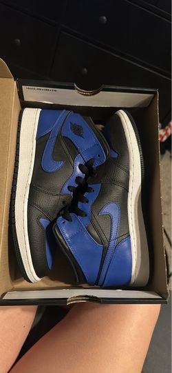Nike jordans