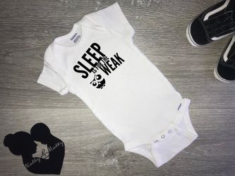 Baby Onesie Sleep is for the weak 🦉