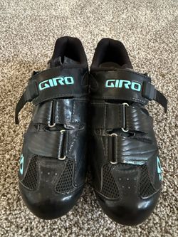 Women’s bike shoes