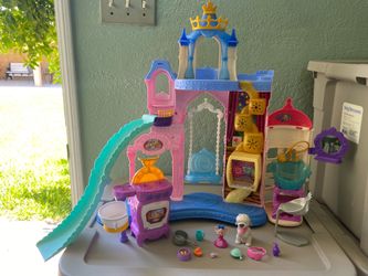 Disney Princess Pet Castle Playset