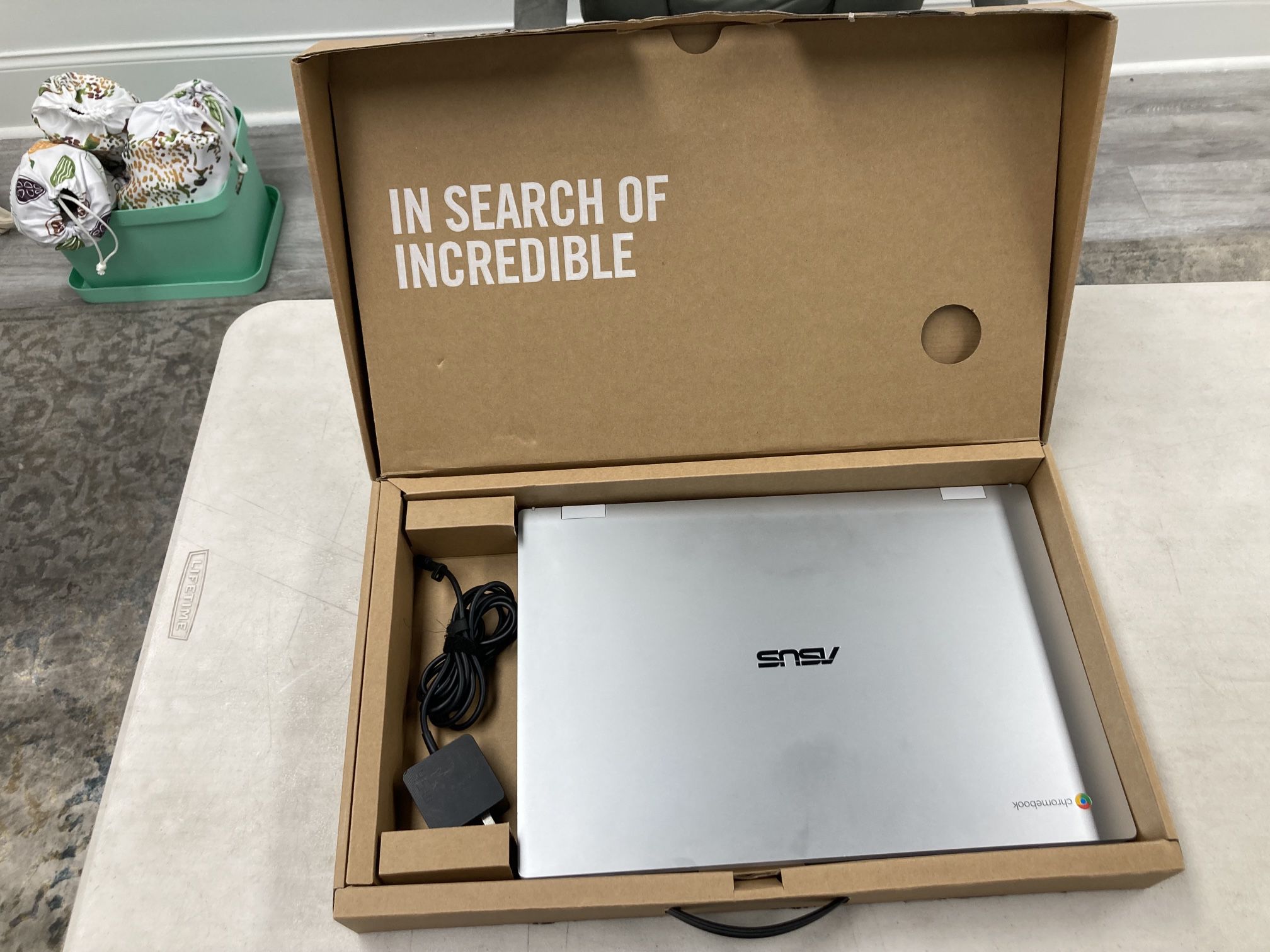 Asus 17 Inches Screen Chromebook