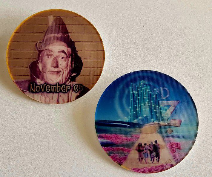 Set of TWO 1998 WB Wizard Of Oz Lenticular Pin Movie Theatre Promotional Pins