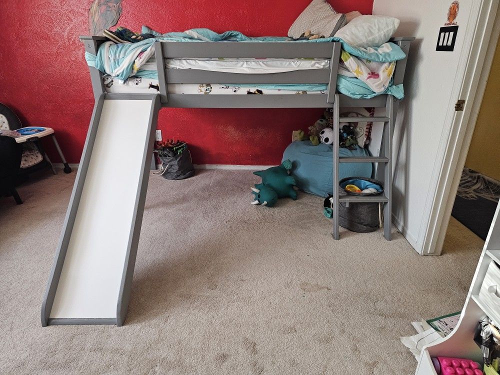 Gray Max & Lily Twin Size Low Loft Bed With Ladder & Slide
