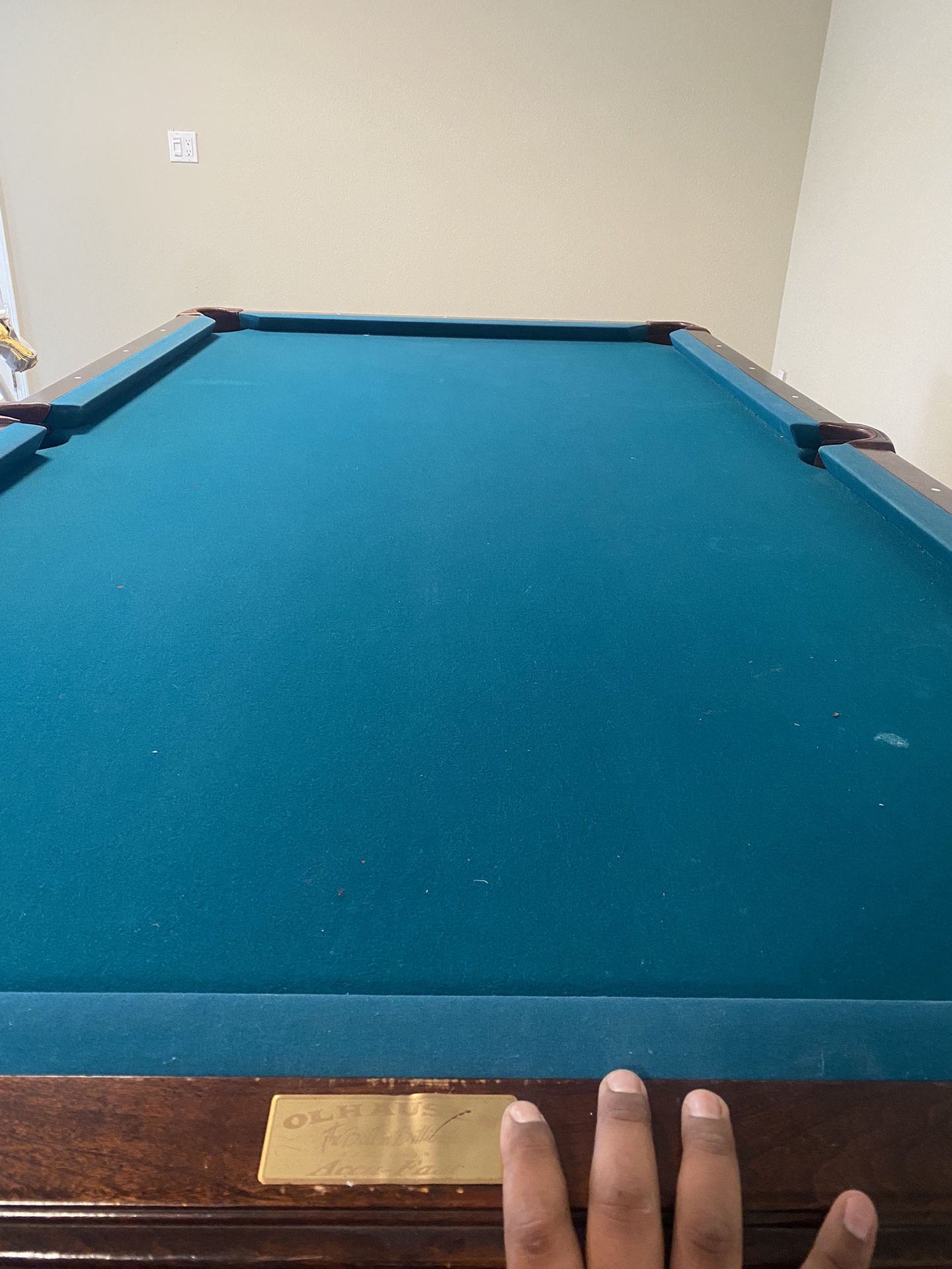 Olhausen 8’ Pool Table