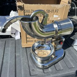 Brand new heavy duty, snowcone machine for 120