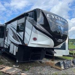 Toy Hauler 2022