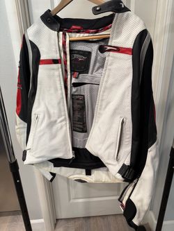 Teknic Violator motorcycle jacket and pant