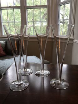 TIFFANY TRUMPET CHAMPAGNE FLUTES