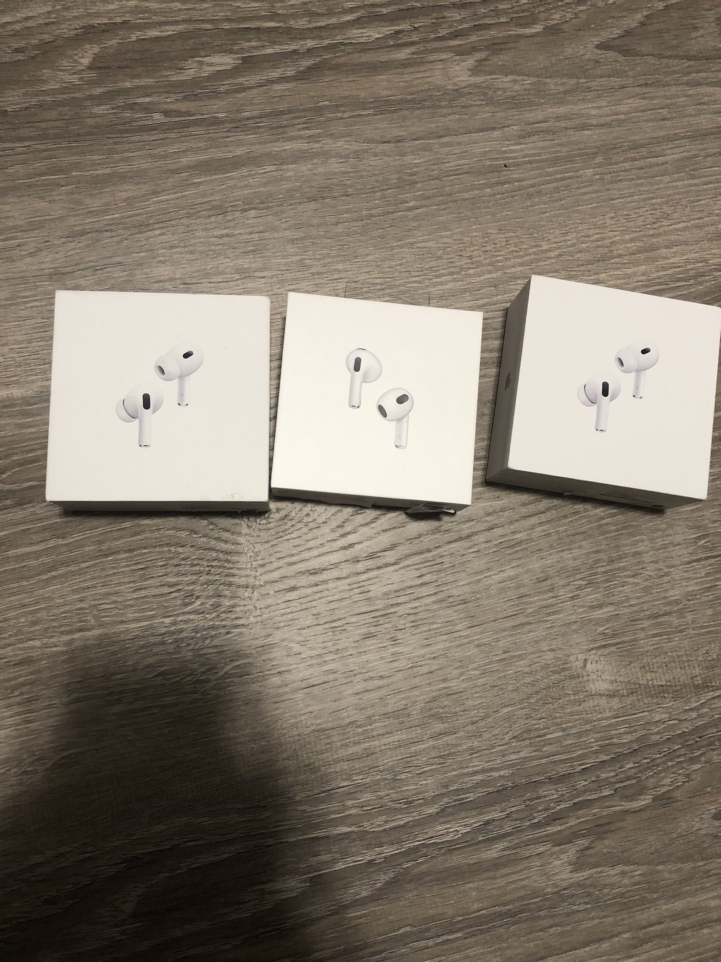 2 2nd Gen Pro Airpods 1 3rd Gen AirPod Read Description