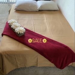 NEW!!!!!! FULL SIZE BED FROM CITY FURNITURE