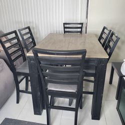 Moving Sale DINING SET KITCHEN TABLE