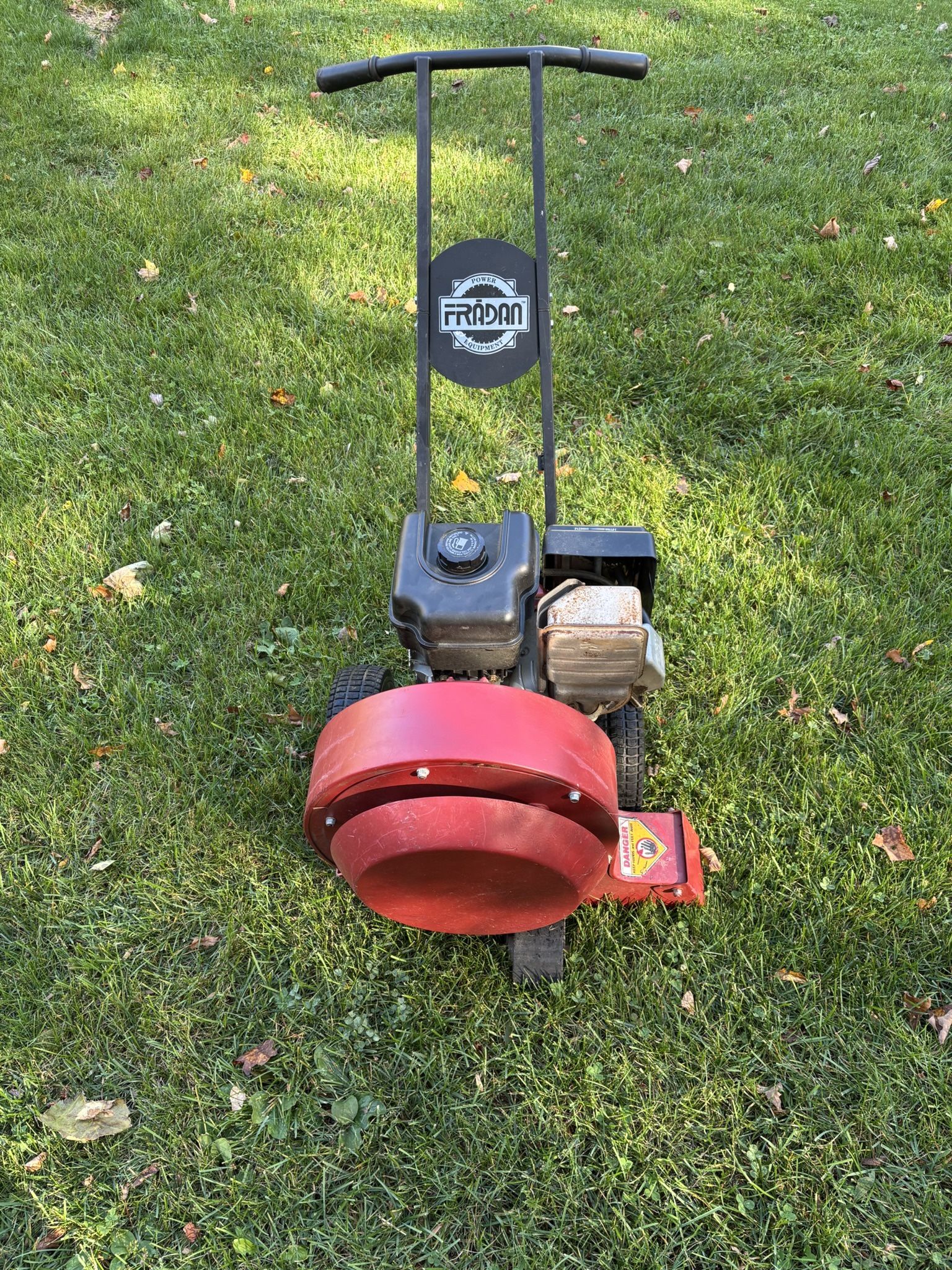 Fraden Leaf blower 