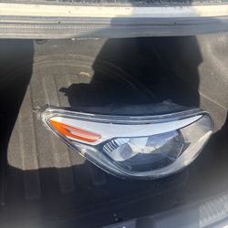 2014-2019 Kia Soul HeadLight 