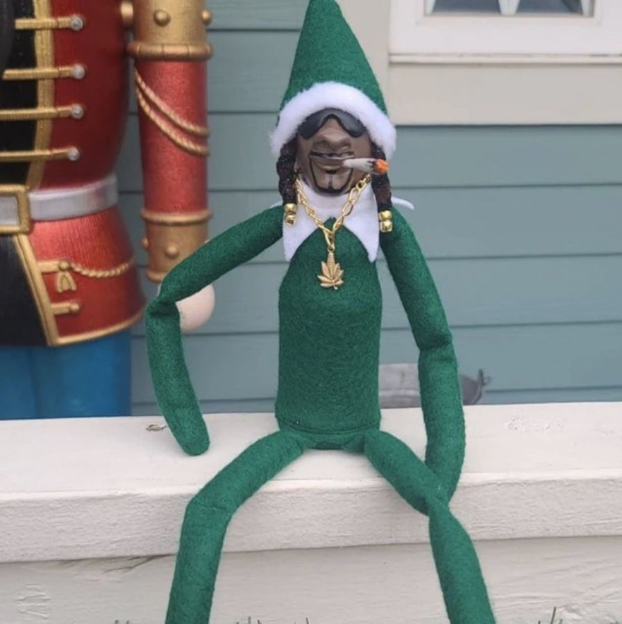 Snoop Elf Decaration (new)