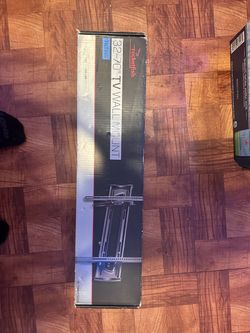 ❄️Winter Special: Rocketfish TV Mount