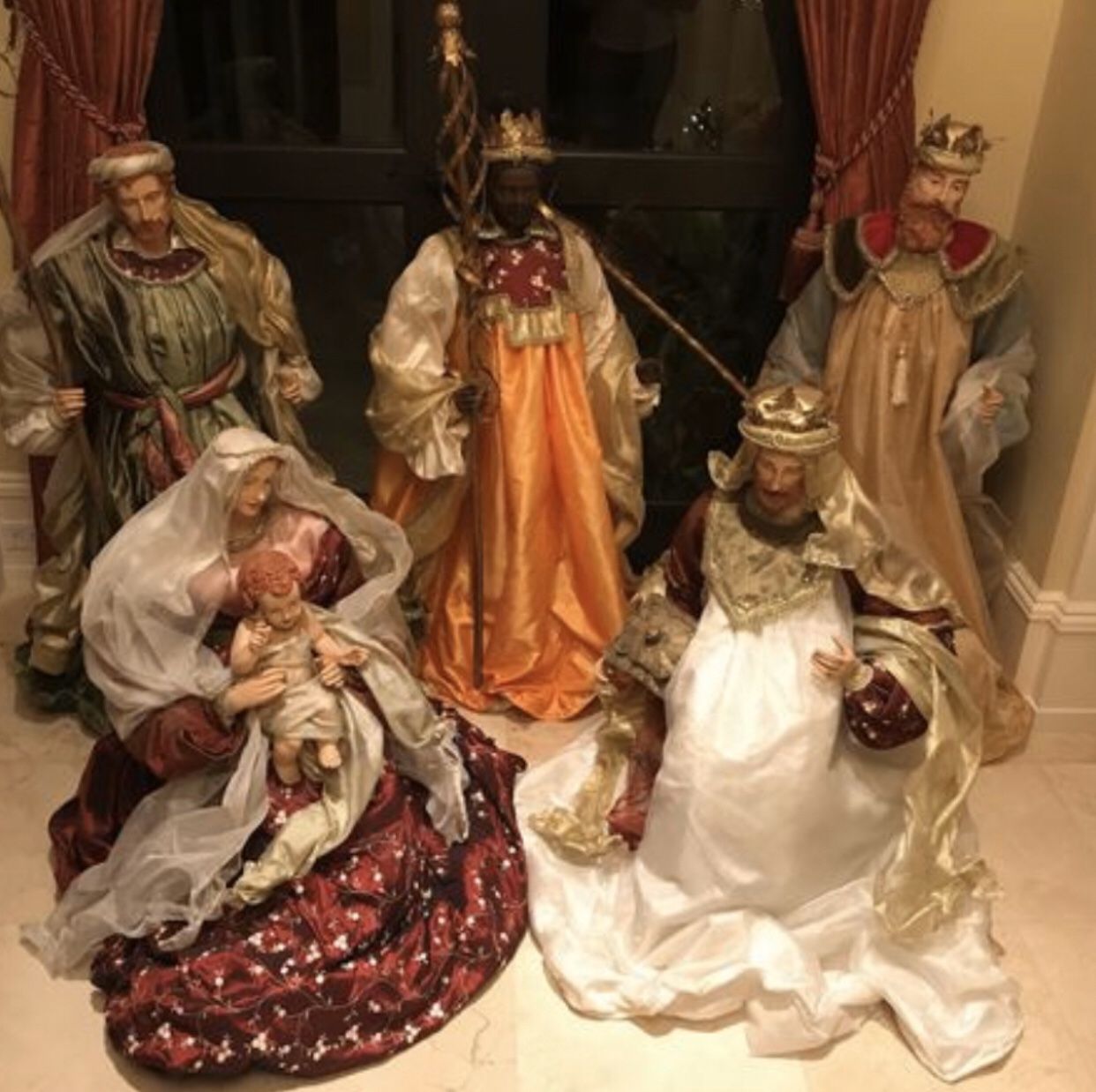 5 piece Nativity set with Baby Jesus