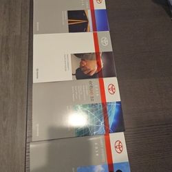 2018 Toyota Camry Hybrid Complete Owner’s Manual Set + Entune 3.0 Guide OEM