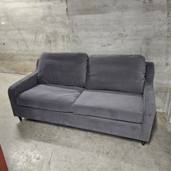 Ikea Couch - VINLIDEN
Sofa
