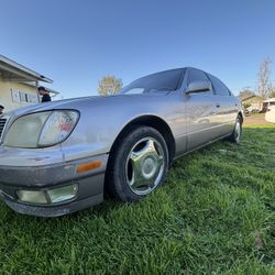 1998 Lexus LS 400