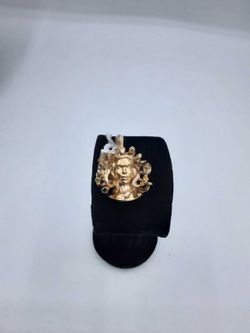 Symbol Pendant - Yellow Gold 10k (.417) 23.4 grams