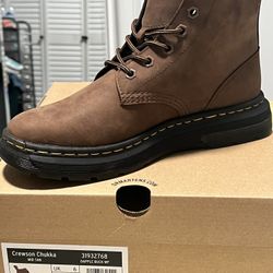 Dr. Martens Boots Crewson Chukka