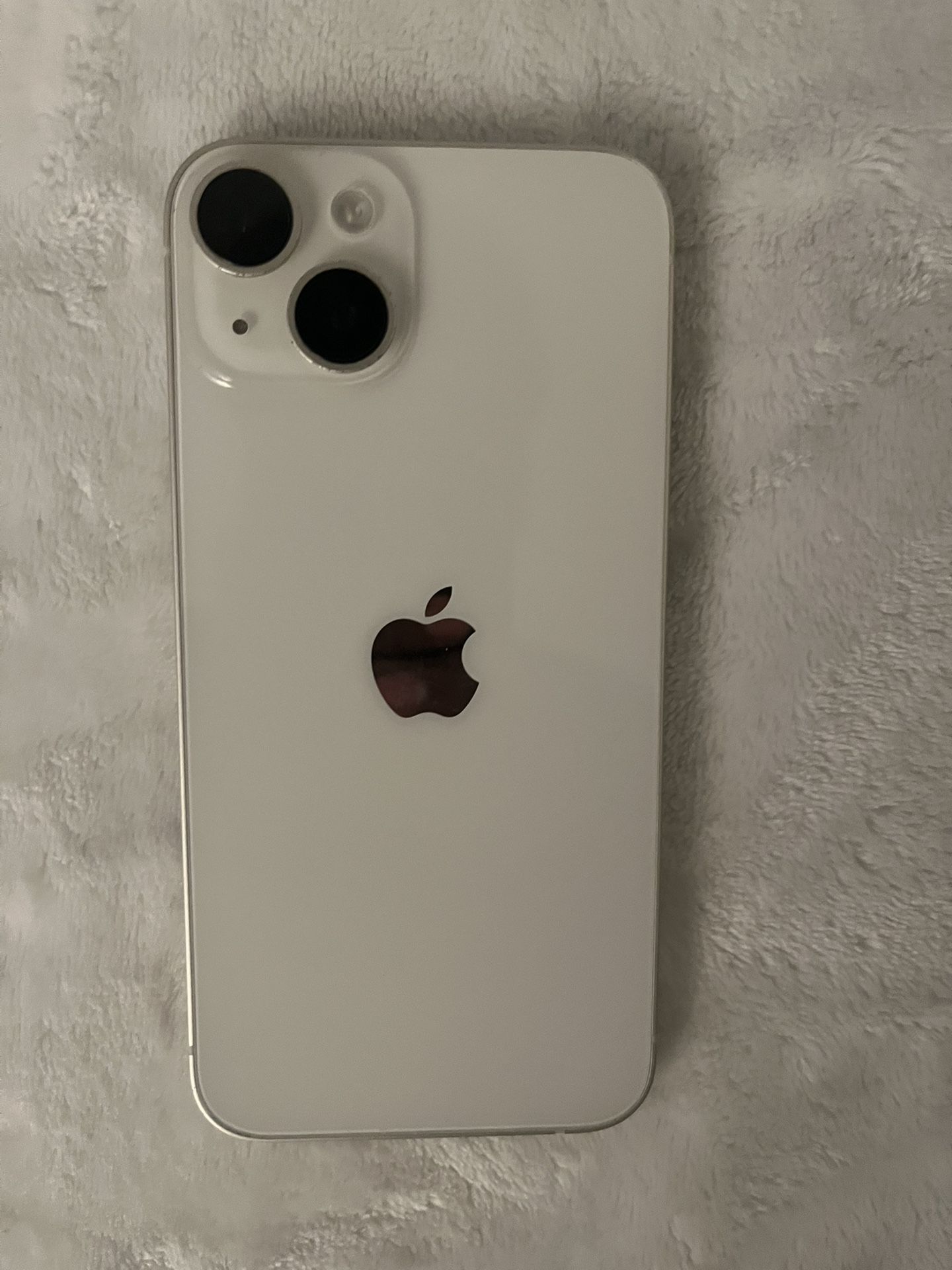 iPhone 14 White (128 Gigabytes)