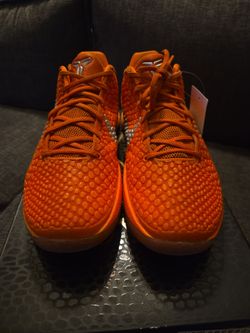 KOBE TOTAL ORANGE