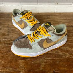 Nike Dunk Low Dusty Olive Size 11.5