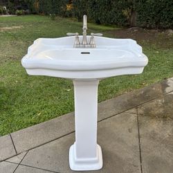 Vanity Sink - Ceramic 