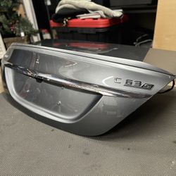 Mercedes Benz C63s AMG Truck Lid