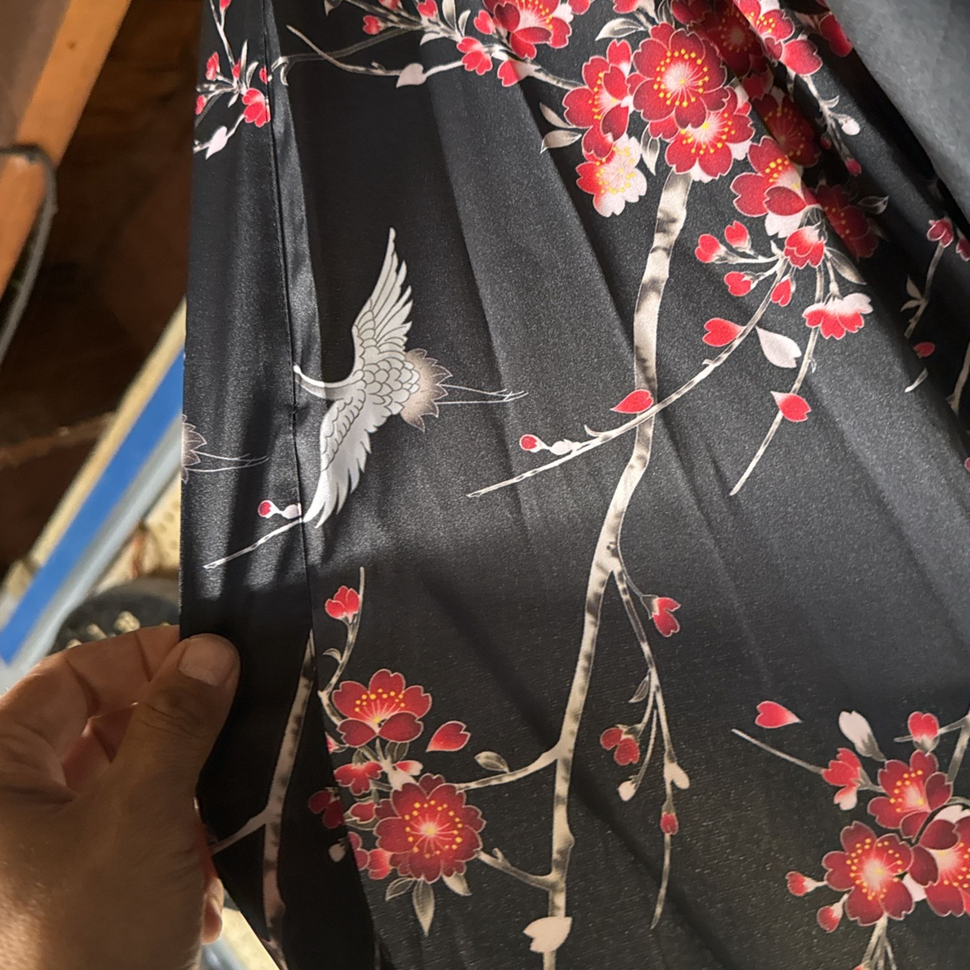Kim + Ono (San Francisco Designer In Chinatown) Silk Robe