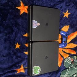 2 PS4 Comes With A Controller 
