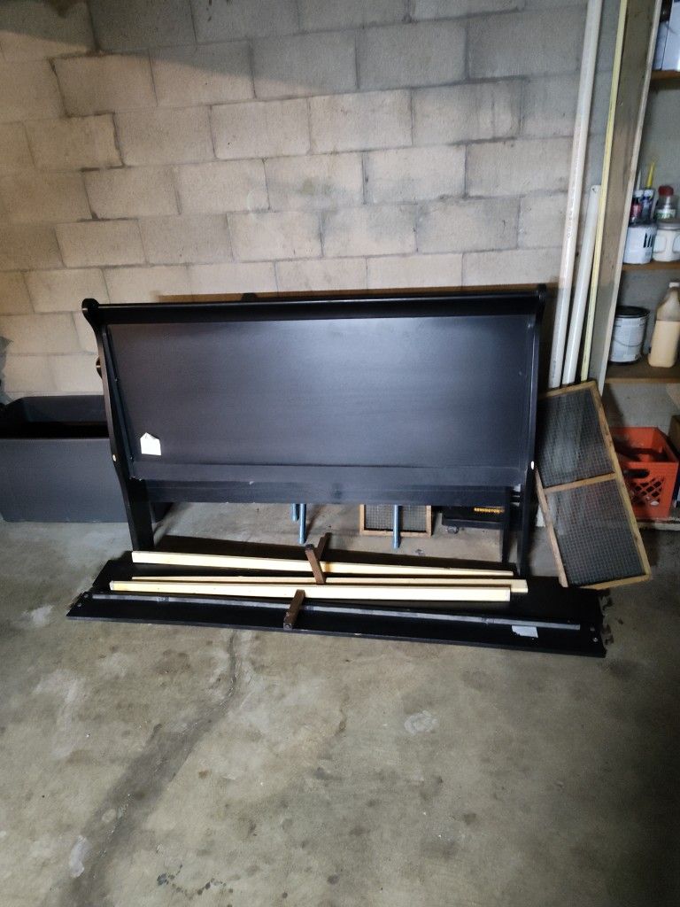 Head Board Foot Board And Frame Queen Size