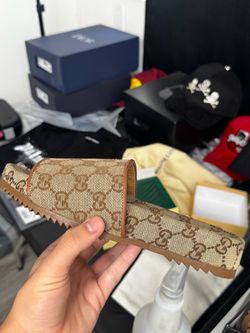 Gucci slides