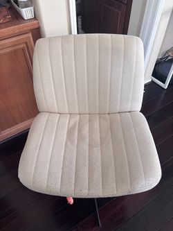 FREE OFFICE CHAIR