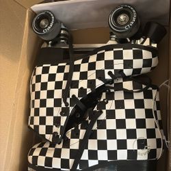 Women’s Brand New Size 10 Roller Skates 