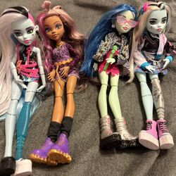 monster high dolls