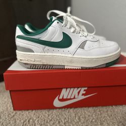 Nike Gamma Force (Women’s)