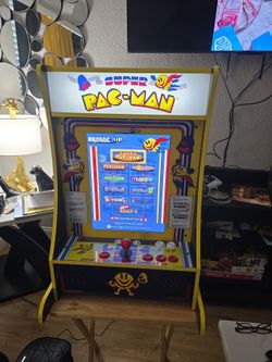 Super pac- man ARCADE 1 UP