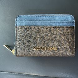 Brand New Michael Kors Wallet