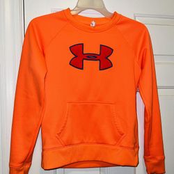 Very Good  Women sweater Size (Medium ) Like  New  2 for $35 both 