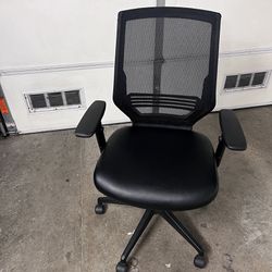 Comfy Black Leather Office Chair