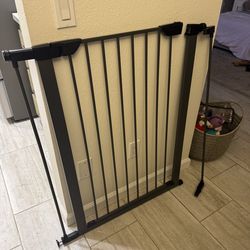 40” baby gate